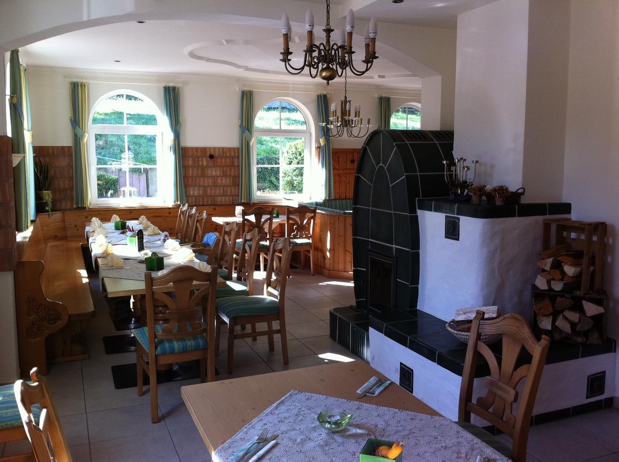 Hotel Gruner Hahn Schippach  Luaran gambar